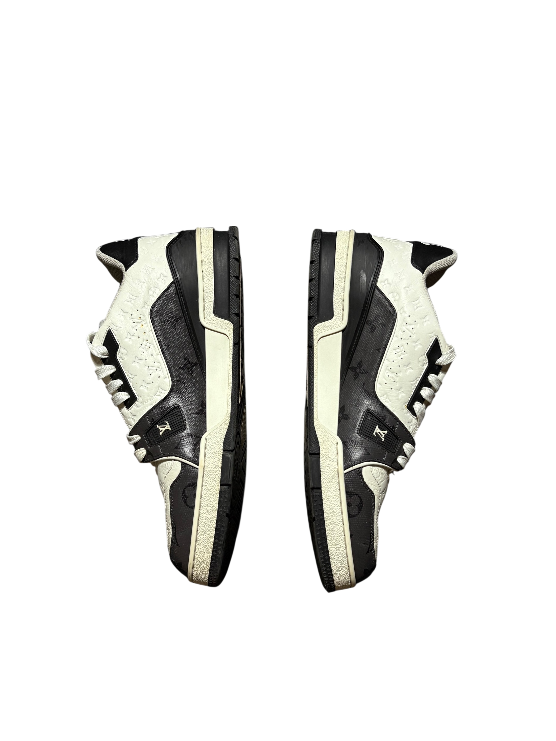 Louis Vuitton Black Monogram Trainers 9LV