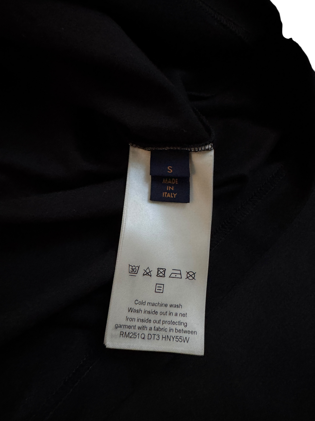 Louis Vuitton Embossed LV T-Shirt Black - Size S