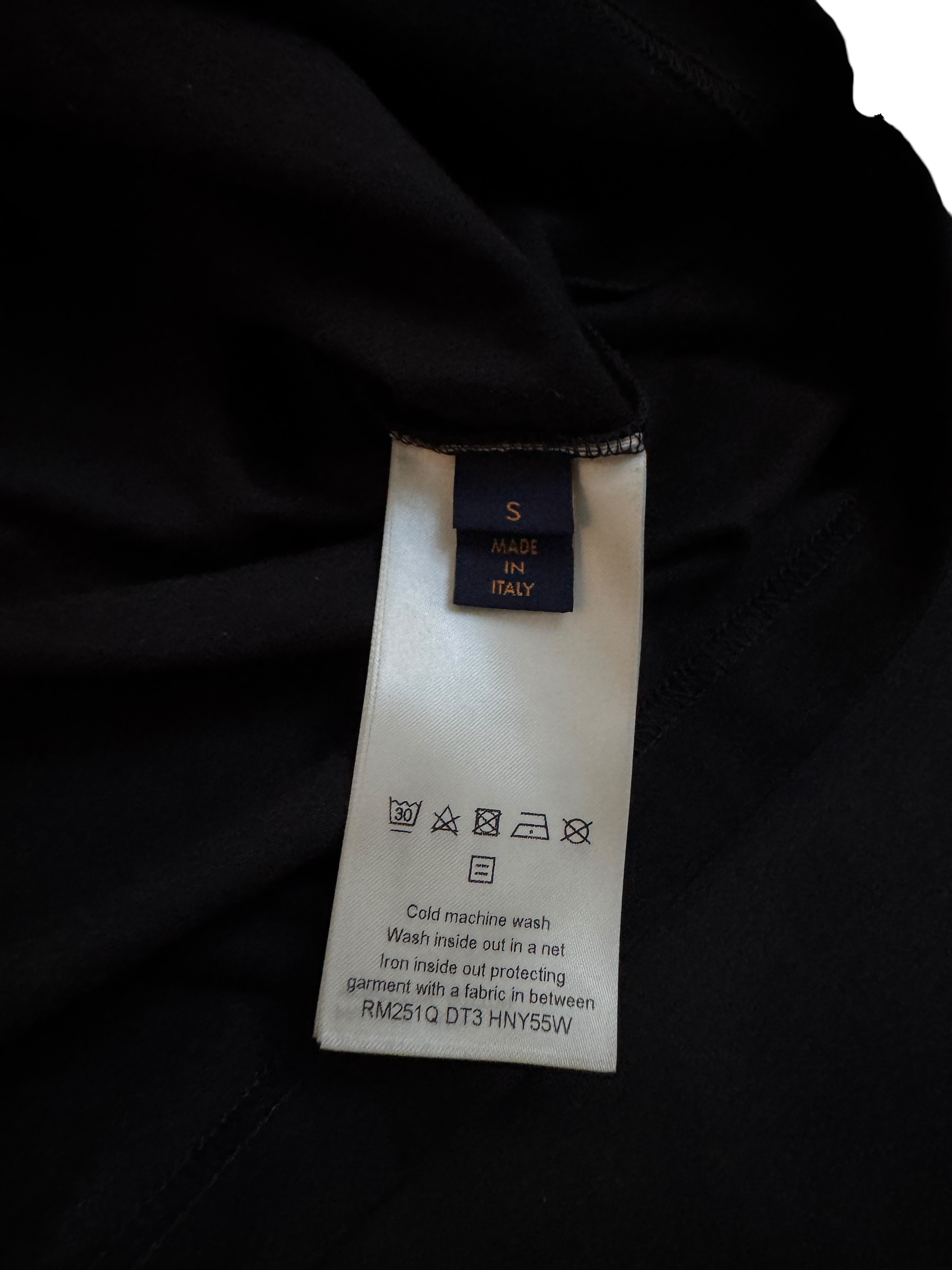 Louis Vuitton Embossed LV T-Shirt Black - Size S
