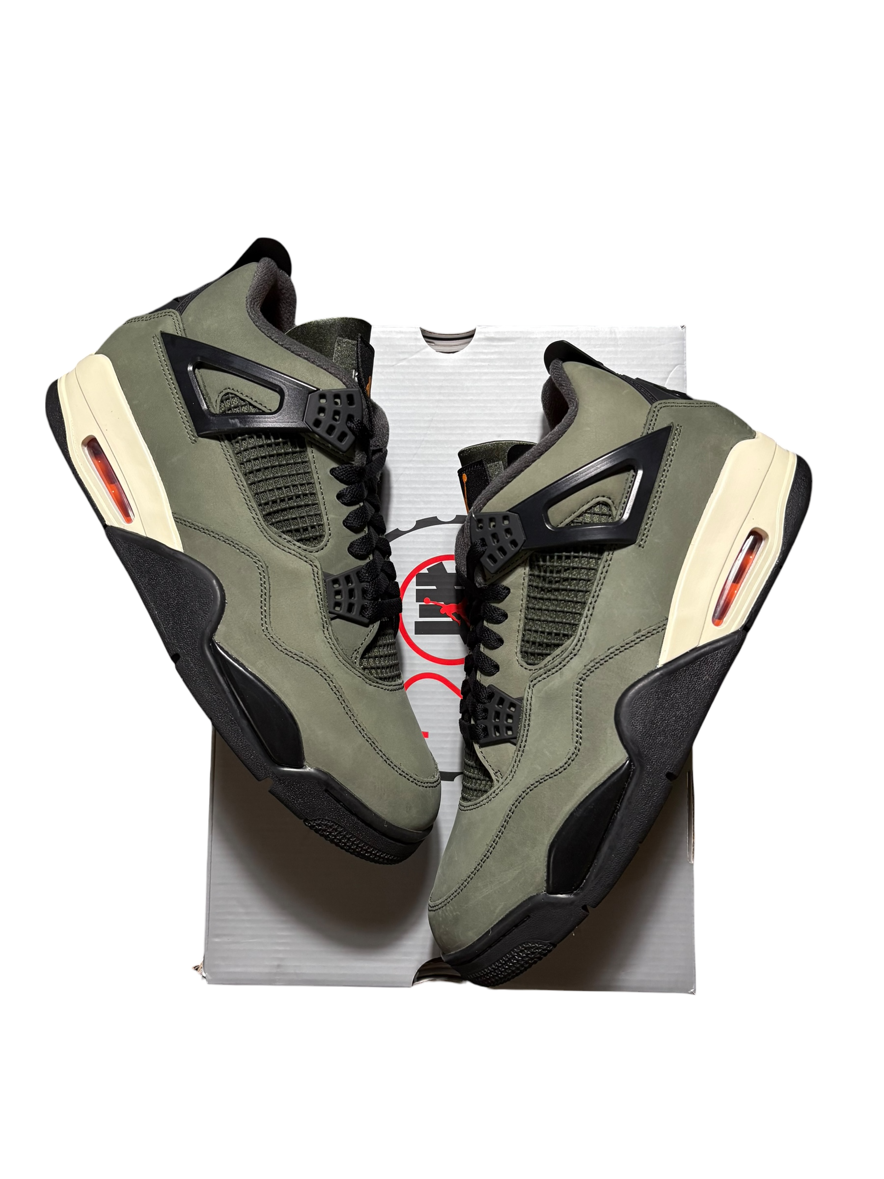 Jordan 4 Retro OG SP Undefeated (2025)