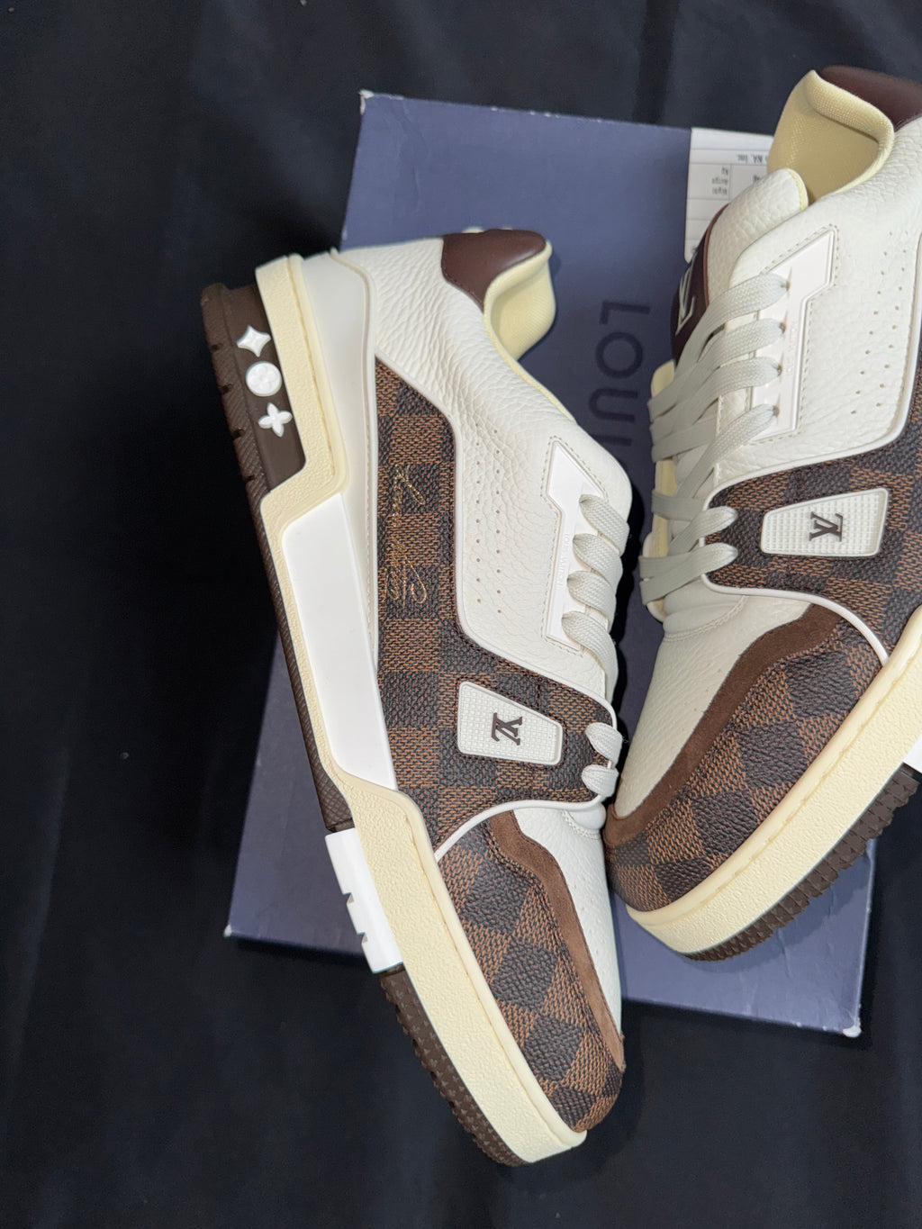 Louis Vuitton #54 Damier Sneakers