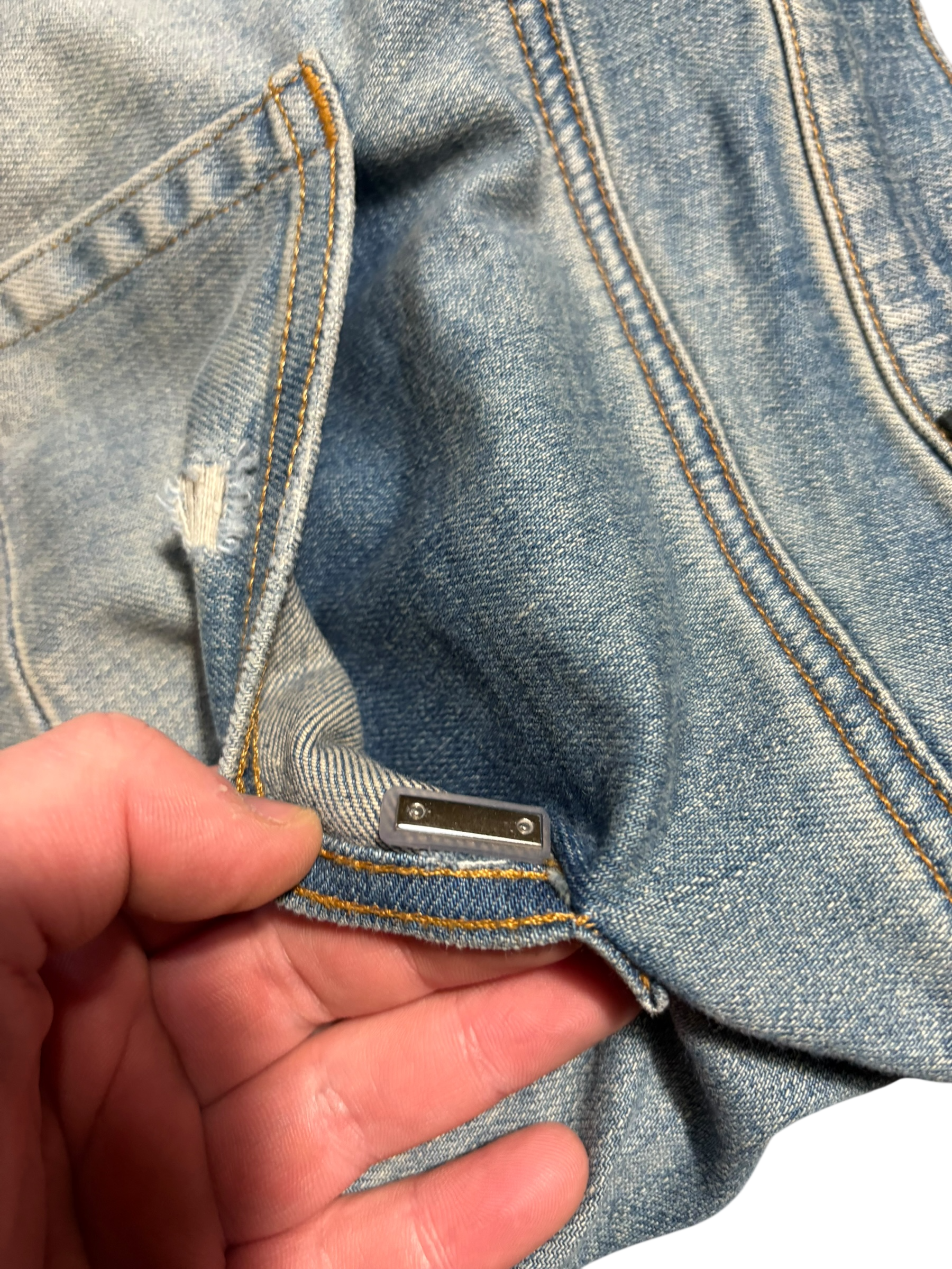 Amiri MX1 LightWash White Patch - Size 38