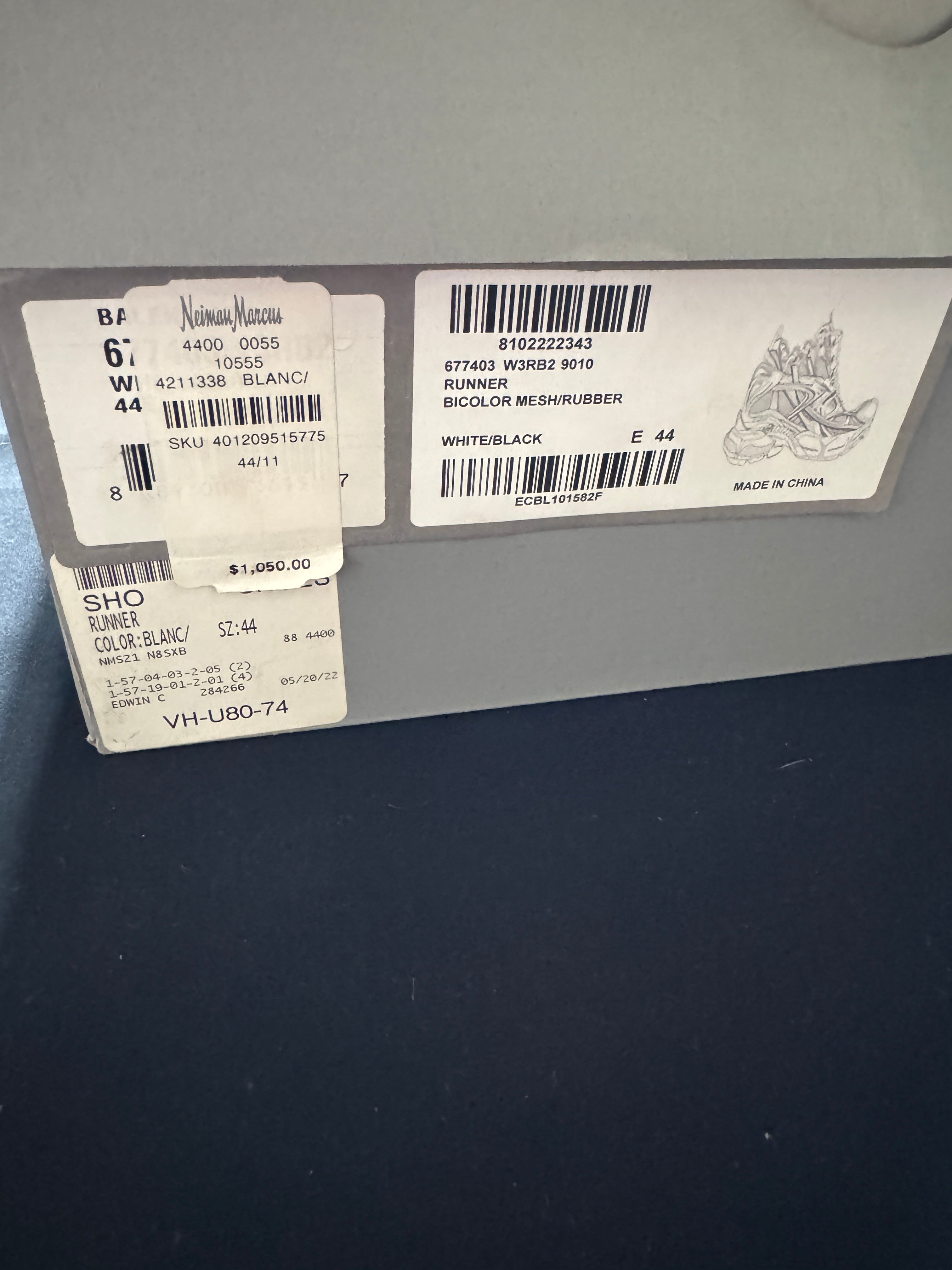 Balenciaga Runners Black White Brand New