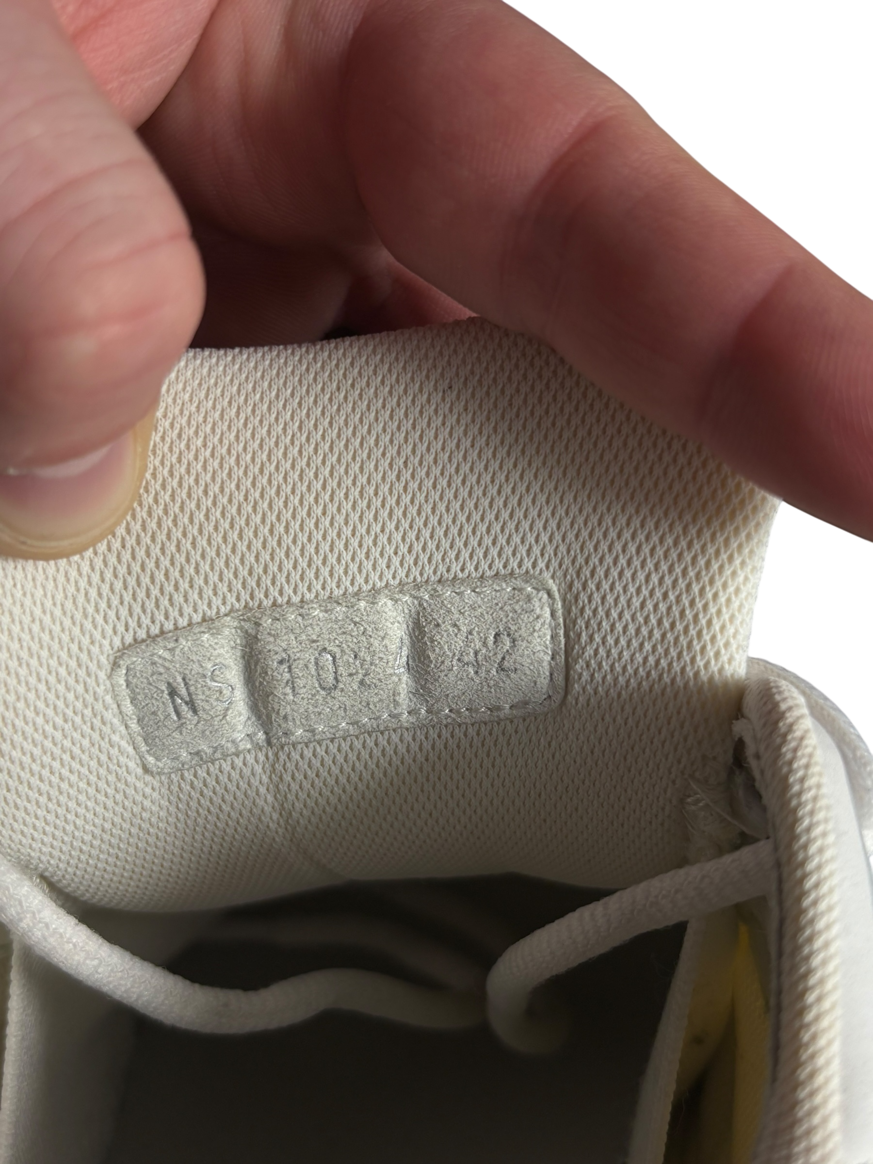 Dior B30 White Sneakers - Size 9