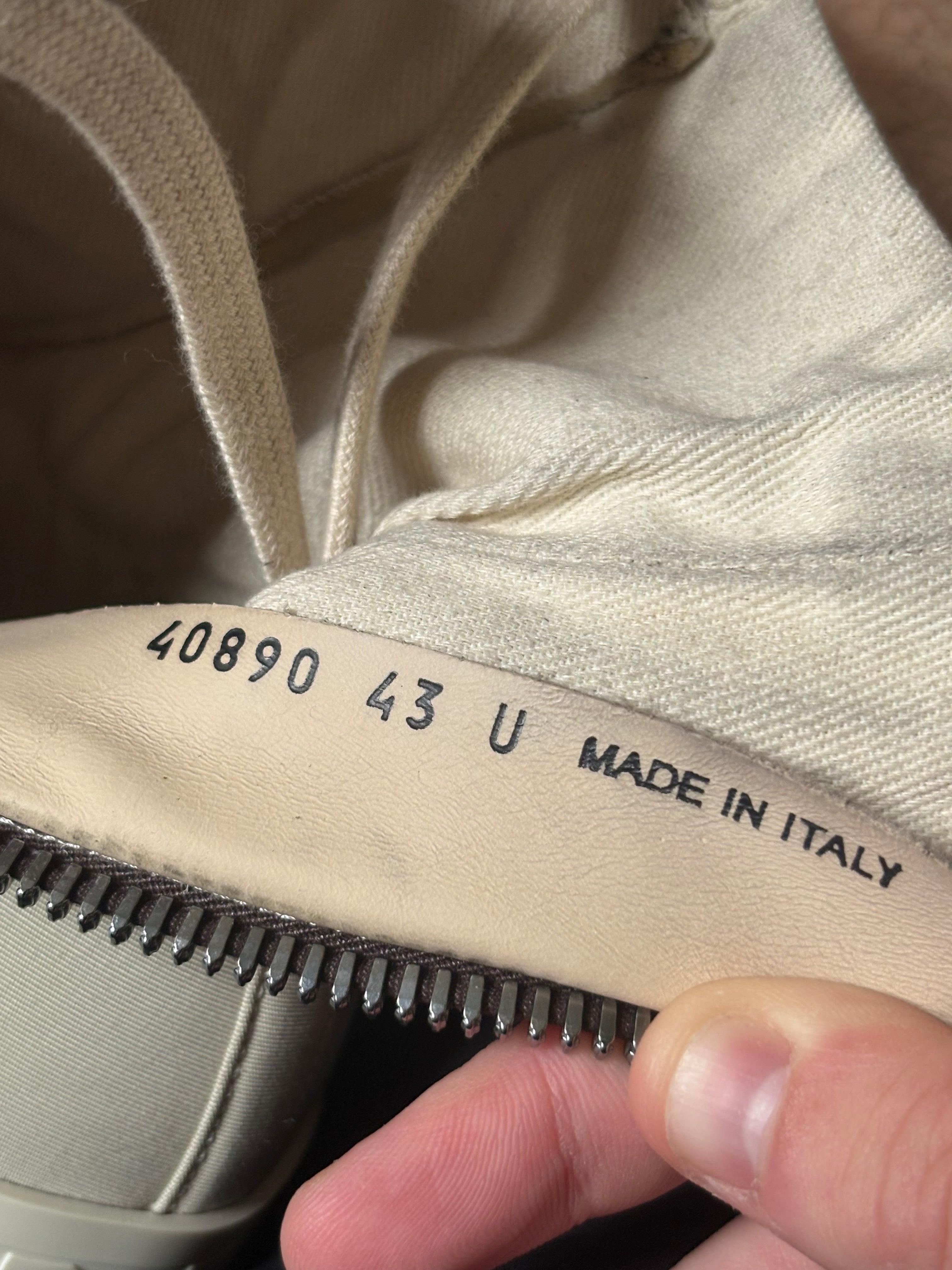 Rick Owens DRKSHDW Hi Sneaker Pearl & Milk
- Size 43