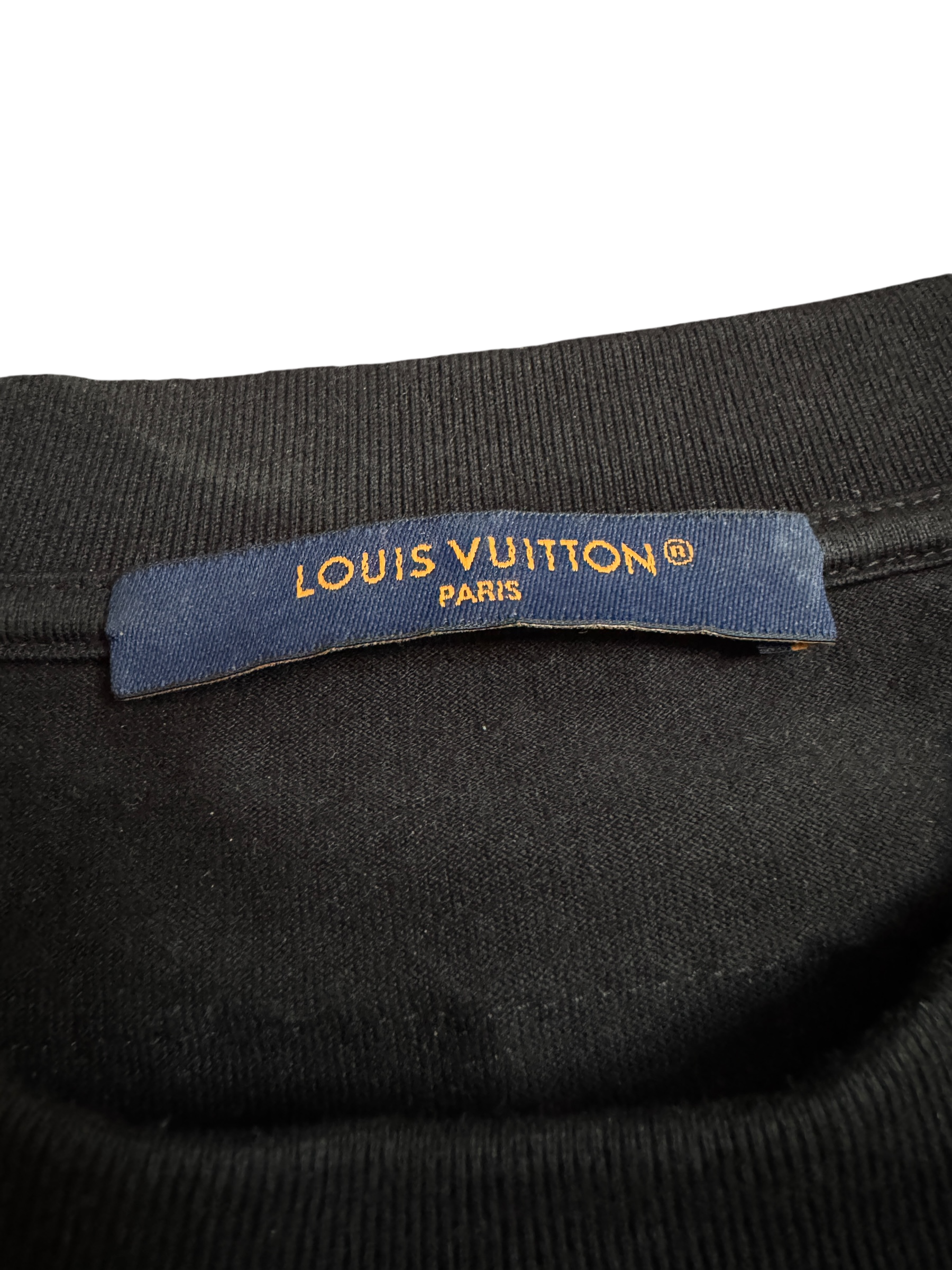 Louis Vuitton Embossed LV T-Shirt Black - Size S