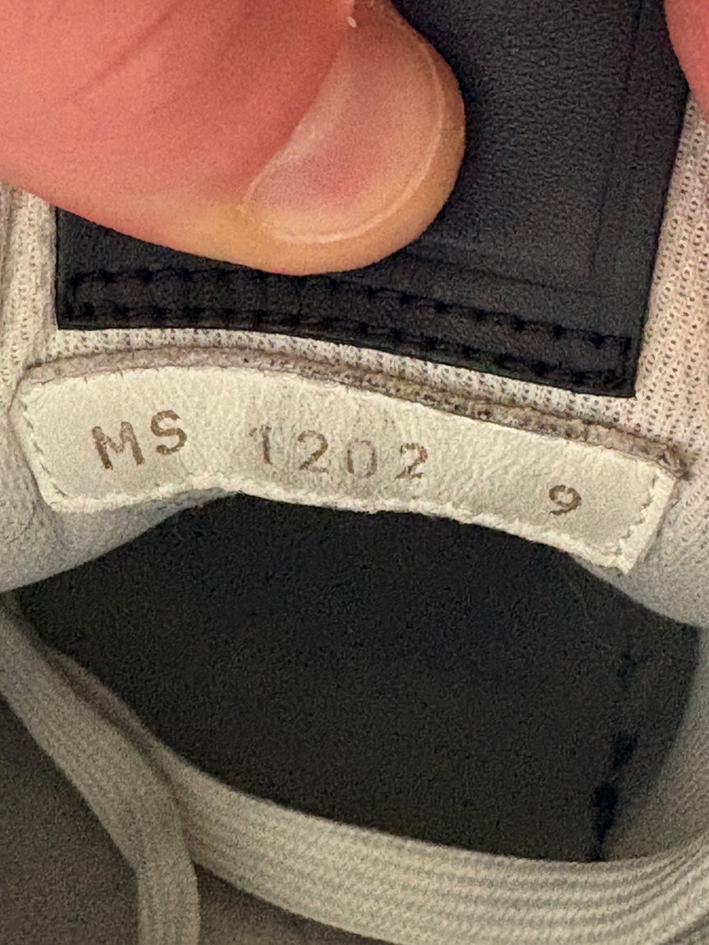 Louis Vuitton Black Monogram Trainers 9LV