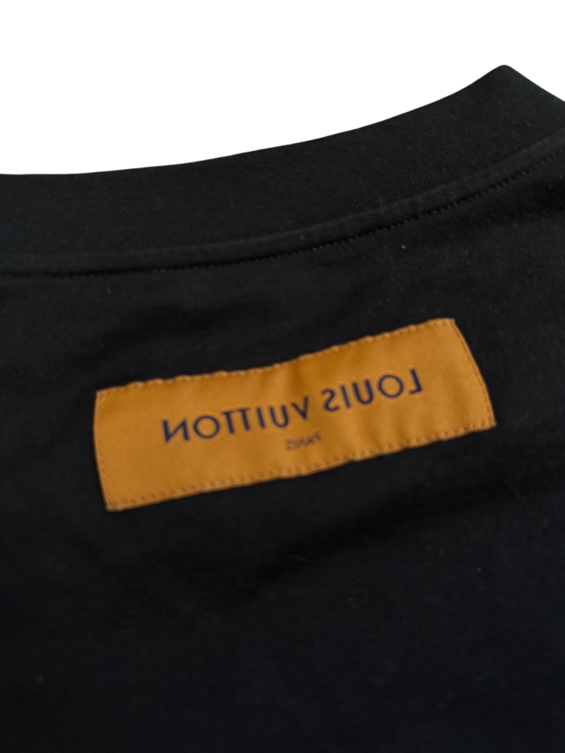 Louis Vuitton Embossed LV T-Shirt Black - Size S