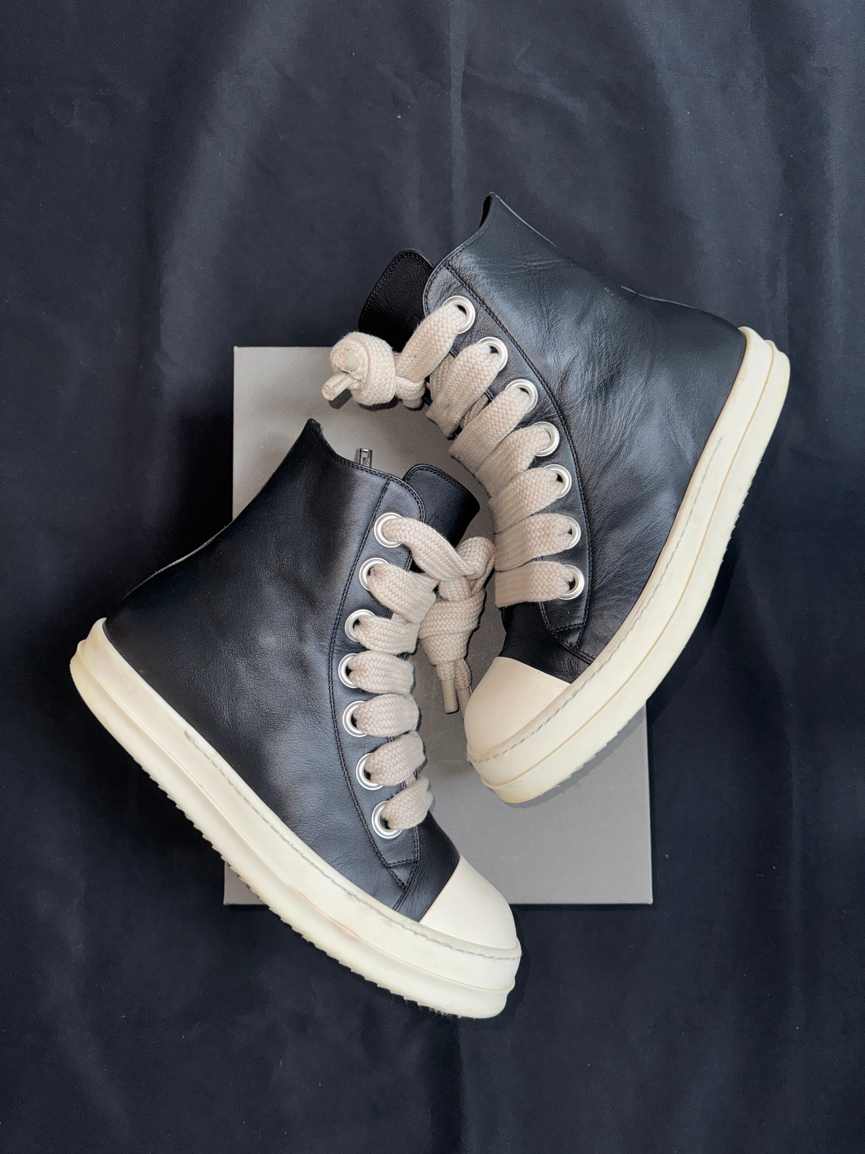 Rick Owens Jumbo Lace Hight Top Black