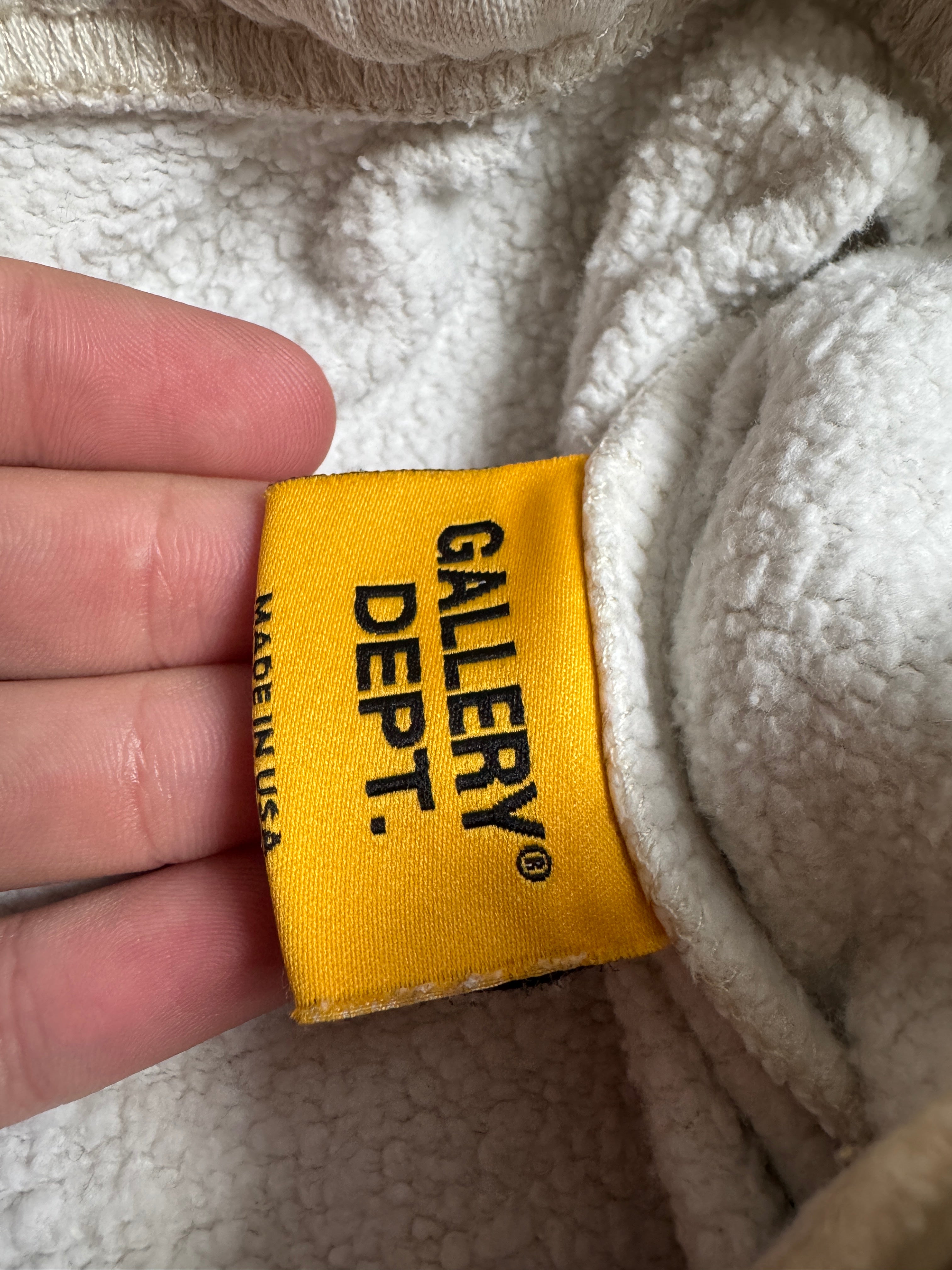 Gallery Cream Flares