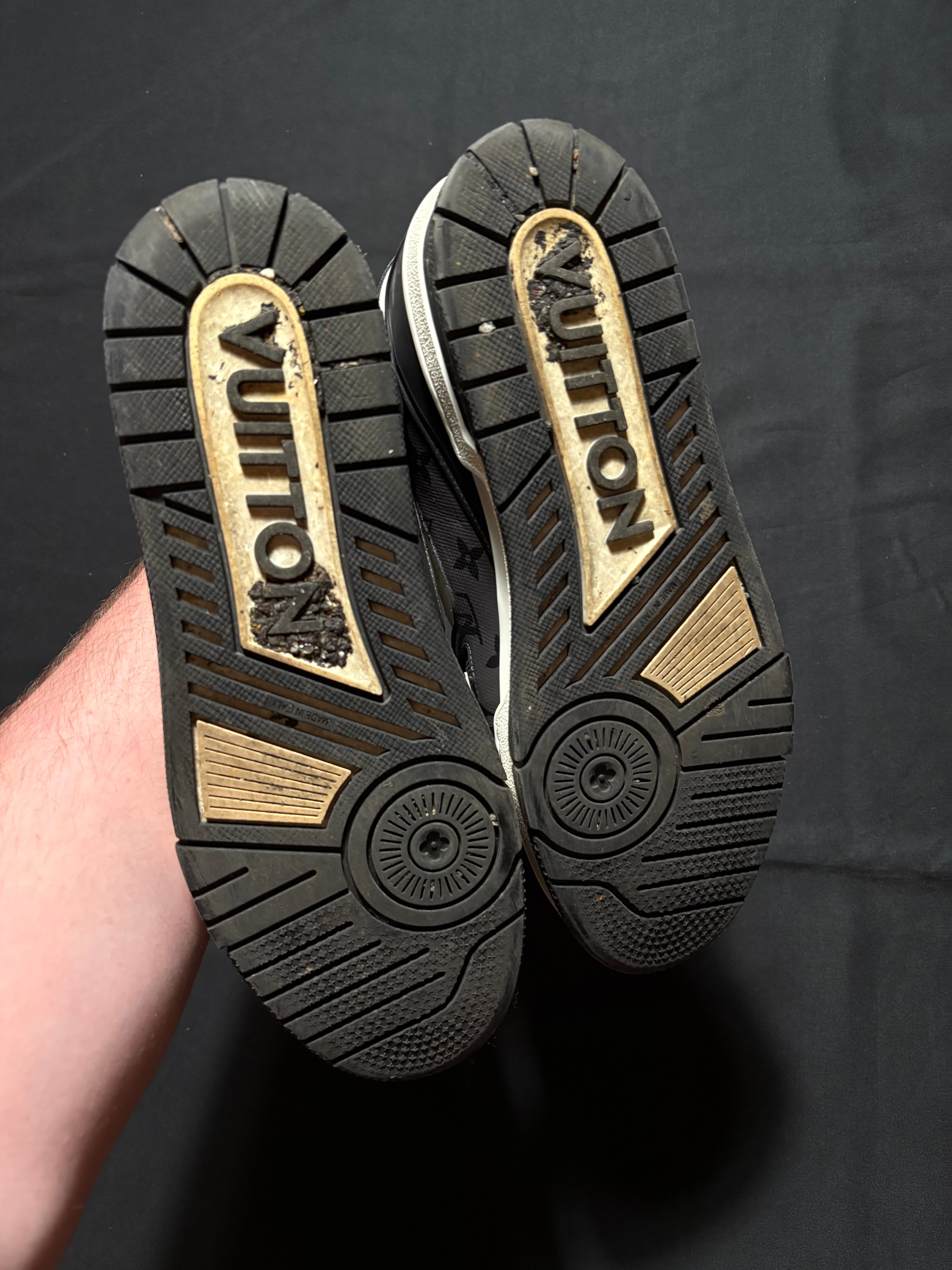 Louis Vuitton Black Monogram Trainers 9LV