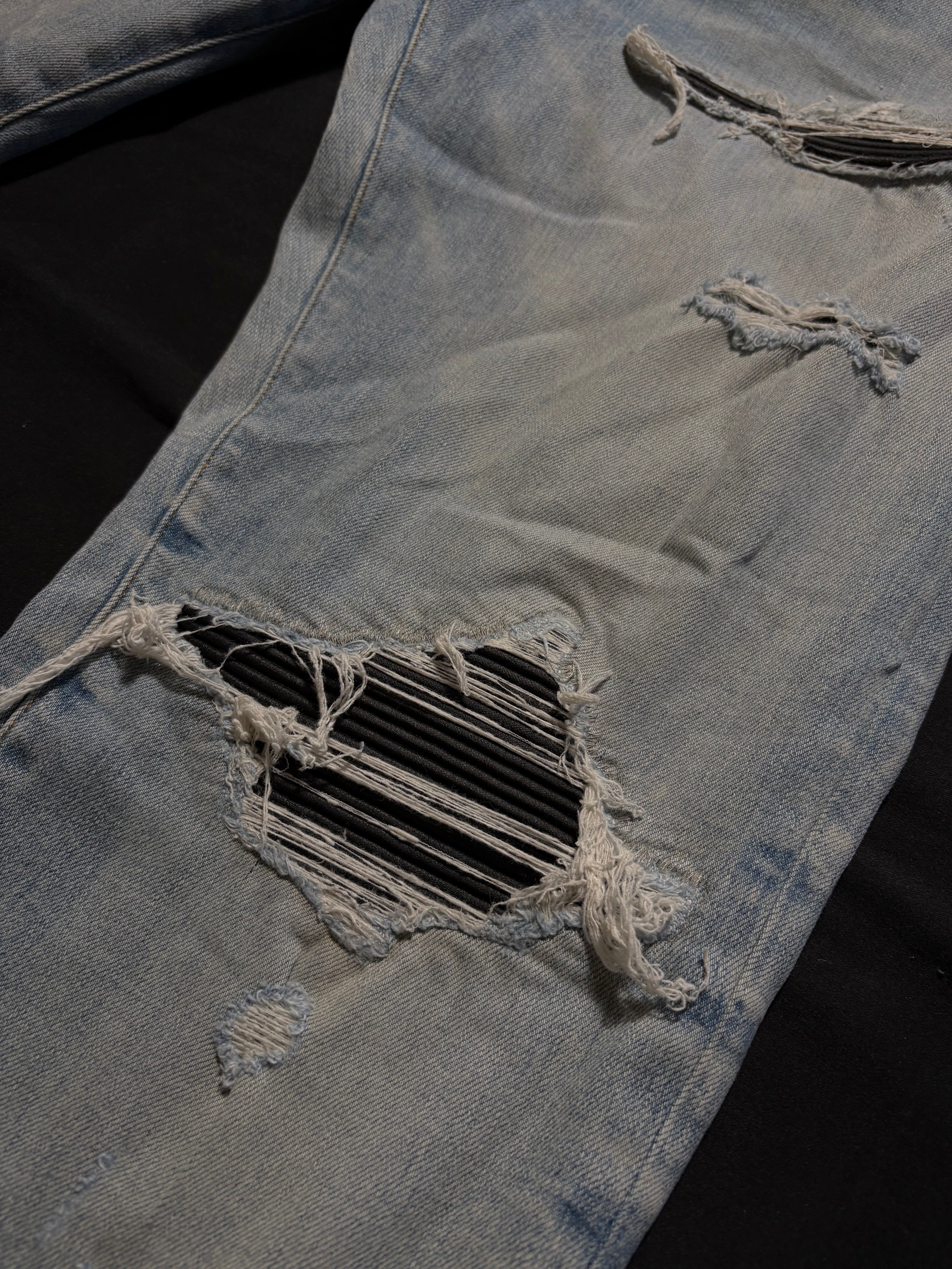 Amiri MX1 Jeans Light Wash Black Patch