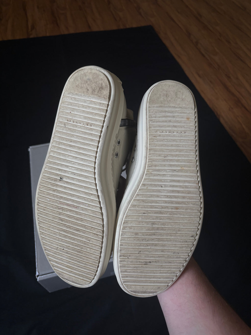 Rick Owens DRKSHDW Hi Sneaker Pearl & Milk
- Size 43