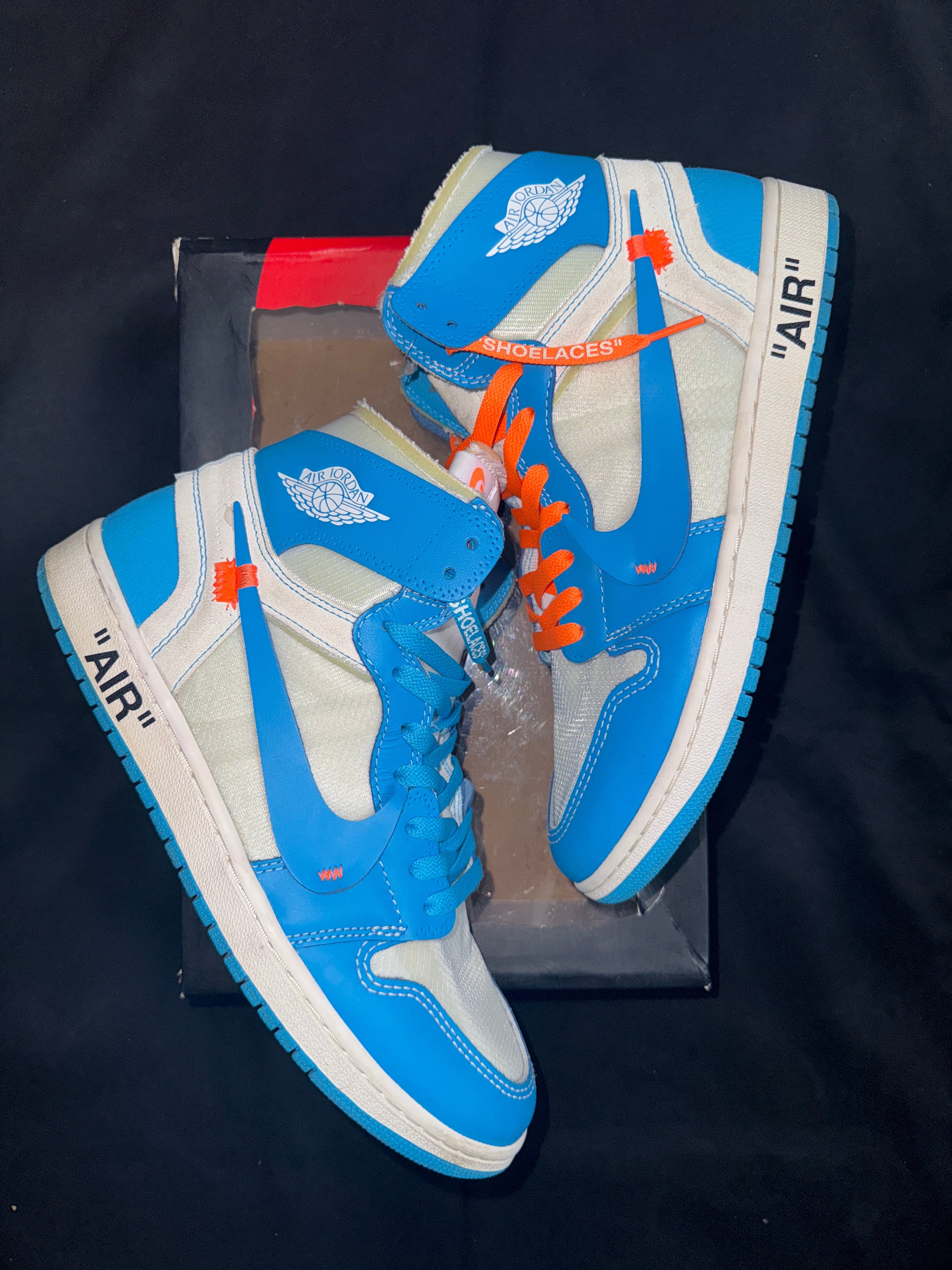 Off White Jordan 1 UNC