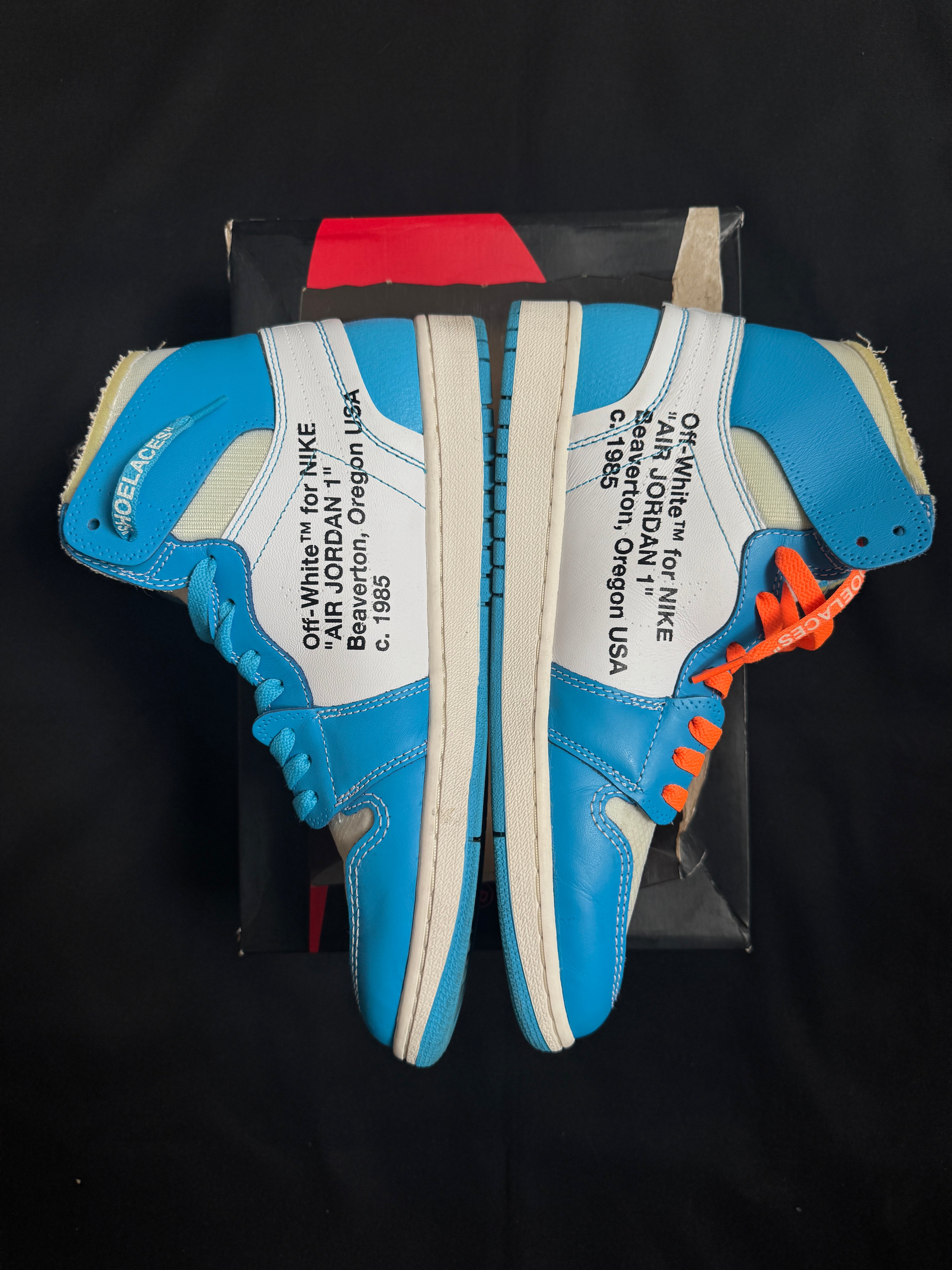 Off White Jordan 1 UNC