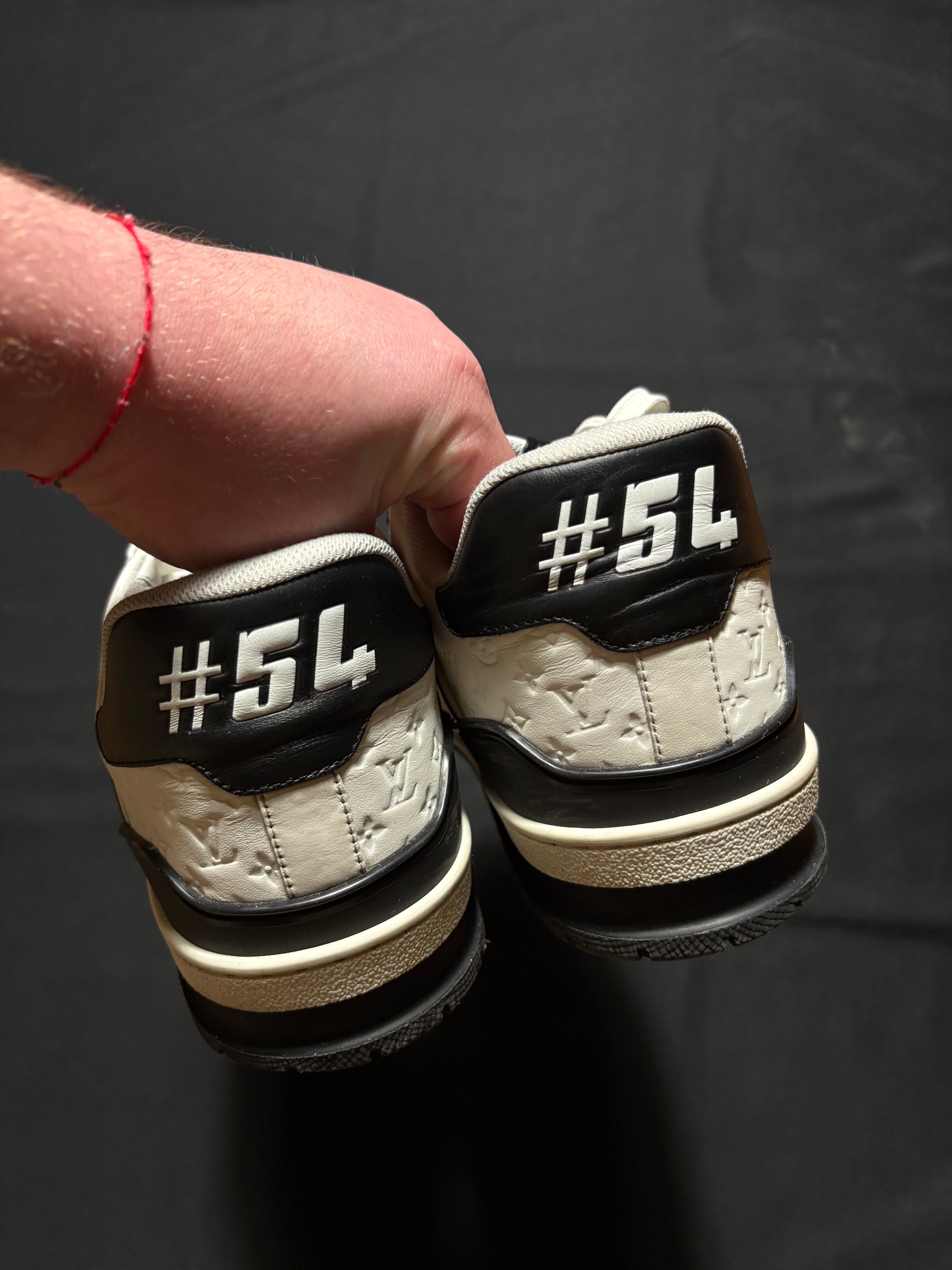 Louis Vuitton Black Monogram Trainers 9LV